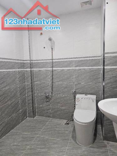 Bán nhà đẹp mặt tiền kinh doanh sầm uất Bông Sao, khu ẩm thực đêm Q.8, 70m2, SHR. - 2