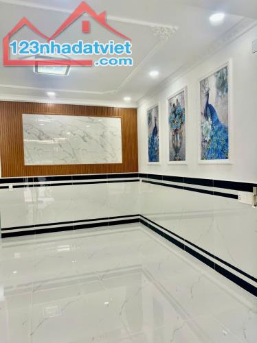 BÁN NHÀ 🏘️ LÊ VĂN KHƯƠNG - Q12 - hẻm oto nhựa. ❗(4*12) 👉 Nở Hậu 4.5m2👈❗ ♦️💸💸 3.89 t.ỷ - 2