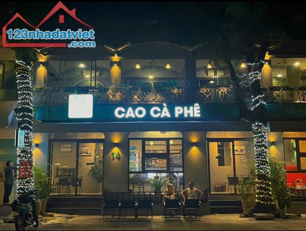 SANG NHƯỢNG QUÁN CAFE 2 TẦNG TẠI 14 PHỐ TRẦN BÌNH TRỌNG, TRẦN HƯNG DẠO, HOÀN KIẾM, HÀ NỘI