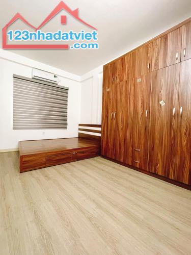 HOTTT PHỐ TRẠM 36M2 x 4T 4 NGỦ GẦN VƯỜN HOA HÀNG XÓM AEON, Ở LUÔN. 5,45TỶ - 3