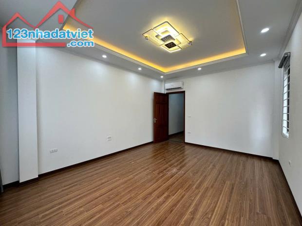 Bán nhà riêng tại Khương Đình, 13,5 tỷ, 38m2, view đẹp, giá ưu đãi - 2