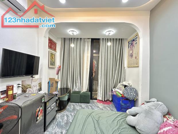 Nhà 4 Tầng, 36,5m² Tại Ngọc Thụy Long Biên, Ô Tô 2 Chiều, Full Nội Thất, Sẵn Sàng Vào Ở - - 3