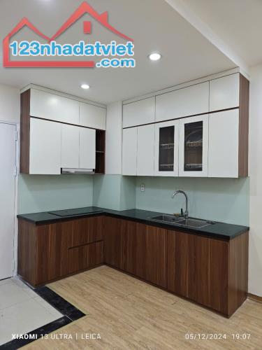 Bán căn 702, usilk 103, 80m nhà đẹp, giá 4.28 tỉ thu về - 2