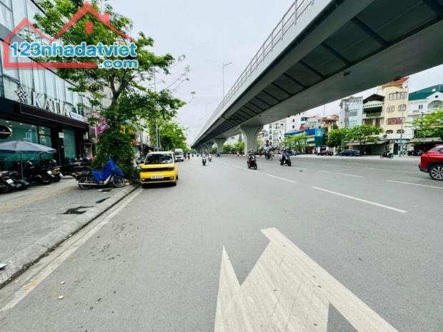 Bán Nhà  Mặt phố Minh Khai 46m, Mt 5, Giá 22,5 tỷ