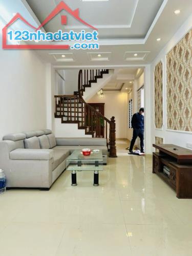 🏡 BÁN NHÀ - cát linh - NGÕ NÔNG GẦN PHỐ-71M X 4 TẦNG chỉ 8.5 tỷ