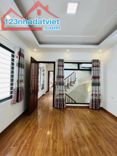 🏡 BÁN NHÀ - cát linh - NGÕ NÔNG GẦN PHỐ-71M X 4 TẦNG chỉ 8.5 tỷ - 1