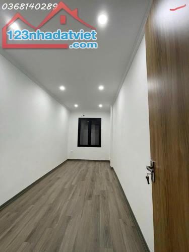 Bán nhà 40m², 5 tầng, 3PN, 4WC, Ngô Gia Tự, Thượng Thanh, Long Biên - 4.8 tỷ - 2