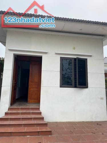 Siêu phẩm Vân Hoà,Ba Vì sẵn nhà đẹp mới xây.DT 130m2(có 75m2 ONT)DT thực 195m2.Giá 1,199tỷ