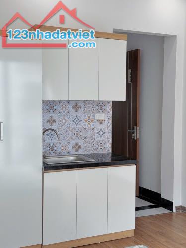 Duy nhất! Bán nhà Đội Cấn, Ba Đình ,38m2* 5T, Phân Lô ,ngõ 5m, Ô tô đỗ cửa - 4