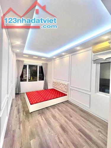 Bán nhà Đội Cấn, lô góc, 30m ra ô tô tránh, mới đẹp, full nội thất, dân trí cao, 35m2*5T - 2