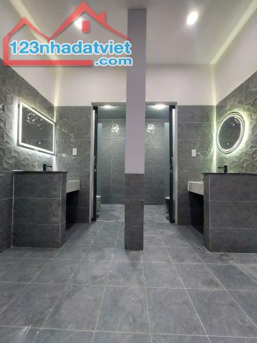 Bán nhà gần Công An, chợ, trường, y tế P.Trảng Dài DT150m2, 3PN, sân bán tả - 4