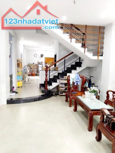 Bán nhà 3 tầng, 95m², 4.5 tỷ, Tân Tạo A, Bình Tân, HCM