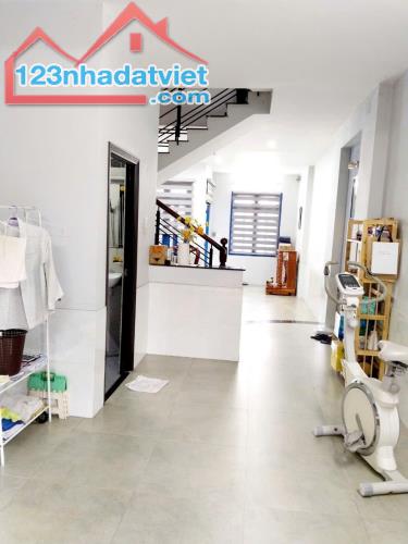 Bán nhà 3 tầng, 95m², 4.5 tỷ, Tân Tạo A, Bình Tân, HCM - 1