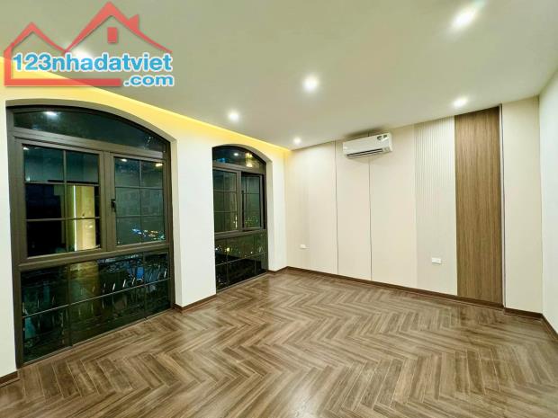 Bán nhà mới ngõ 48 Nguyễn Chánh, Cầu Giấy, 60m2, 6tầng, ôtô, ngõ thông, 2 thoáng, hơn 14tỷ - 1