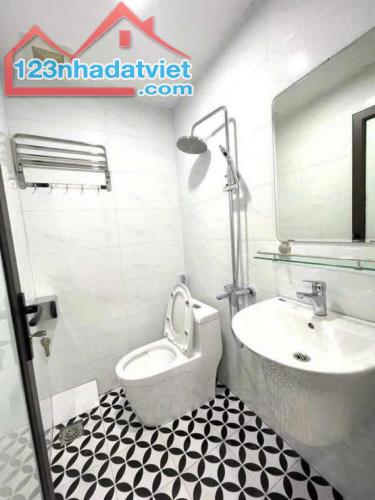 - BÁN NHÀ SIÊU PHẨM TRẦN CUNG  58M2 ,MT4M , 5TẦNG GIÁ CHỈ 11,5TỶ LH :0989326141 - 2