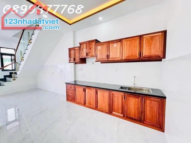 Bán nhà mới xây 2 tầng hẻm ô tô đường Lương Định Của Nha Trang - 2