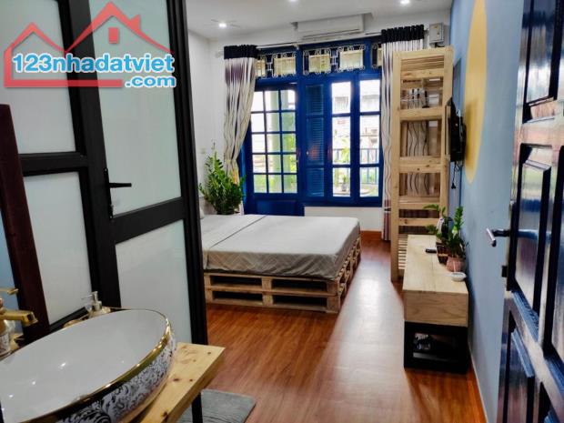 MBKD Phố Hàng Bạc, 130m2 x 3T, 10 phòng khép kín phù hợp homestay, khách sạn mini.