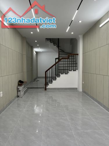 BÁN NHÀ KHU -  NỘI AM - LIÊN NINH - THANH TRÌ - DT: 40M2 - 4