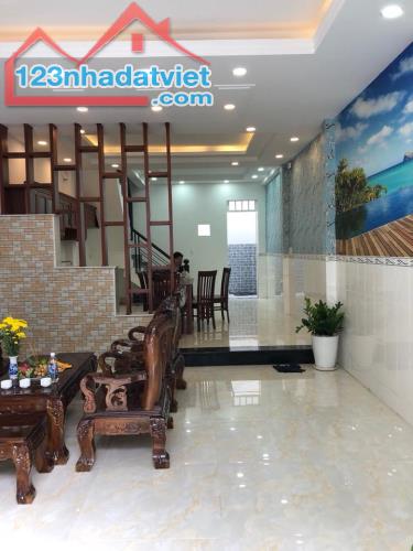 Bán nhà 82m phố Gia Quất- Long Biên, nhà thiết kế đẹp, phong thủy tốt - 2