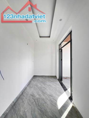 Nhà đẹp đón tết 2025 tại KDC Lavender giá chỉ 2tỷ450 thương lượng - 5