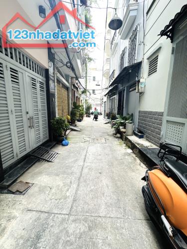 BÁN NHÀ HXH GIÁP QUẬN 1 VÀI BƯỚC CHÂN - NHÀ MỚI XÂY SIÊU ĐẸP SIÊU HOT - 4 TẦNG - 8.2TỶ - 1
