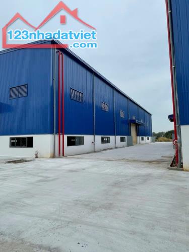 Cho Thuê 16.000m2 Nhà Xưởng Mới 100% Ngoài KCN Tân Uyên Bình Dương