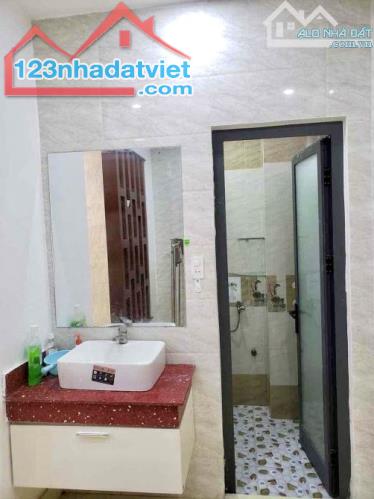 Bán nhà 03 tầng Kẹp cống Nguyễn Thúy, Hòa Minh. Cách Biển 200m. DT: 86m2, 5.5 tỷ TL - 3