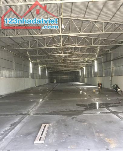 Cho thuê kho xưởng ngã tư Ga 1600m2 Thạnh Lộc Quận 12 - 1