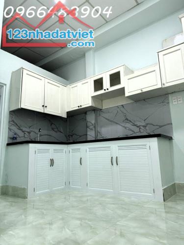 Cho thuê nhà nguyên căn 90m2 2pn đường 5 - Linh Chiểu - 2