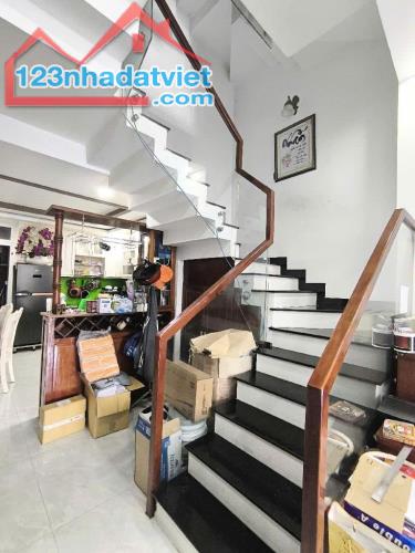 VỊ TRÍ ĐẸP ĐƯỜNG 8M - BÁN NHÀ 4 TẦNG ĐƯỜNG PHAN ANH, TÂN PHÚ DT 4X15, CHỈ 6.x TỶ - 2