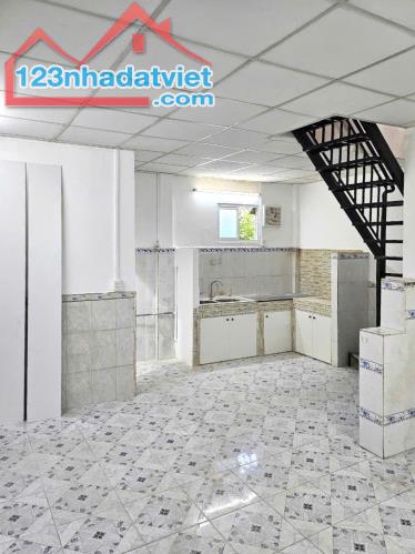 Bán nhà 2 tầng, 37m², 3.2 tỷ, Q.9, Đỗ Xuân Hợp, sổ hồng đầy đủ - 4