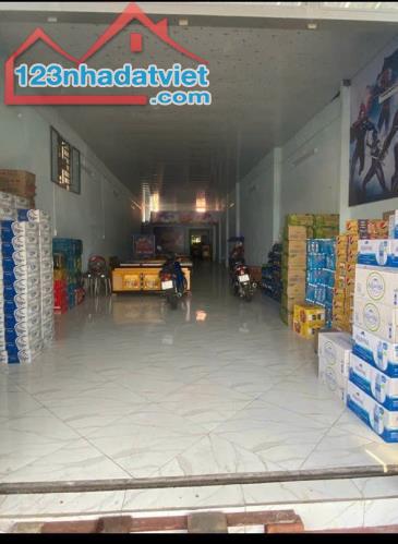 Bán lô đất 238m2; tặng căn nhà, ngay trung tâm ngã 4 Thương Tín - Hội An - 1