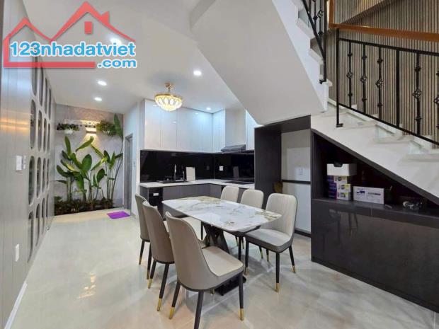 🏡 NHÀ MỚI XÂY - 3 TẦNG - MẶT TIỀN ĐƯỜNG 7M5 - GẦN BIỂN 🌊 - CHỈ 5.X Tỷ. - 1