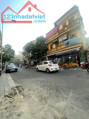 BÁN NHÀ PHỐ NGUYỄN AN NINH - NGÕ KINH DOANH - MỘT BƯỚC SANG CHỢ 60M2 -  GIÁ 12,5 TỶ .