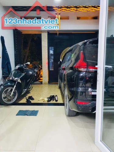 Bán Nhà 3 Tầng, Gần Ngã 3 Nguyễn Duy Trinh - Đỗ Xuân Hợp,85m2 (4.4 x 19 )Hẻm Xe Hơi,6.9 Tỷ - 4