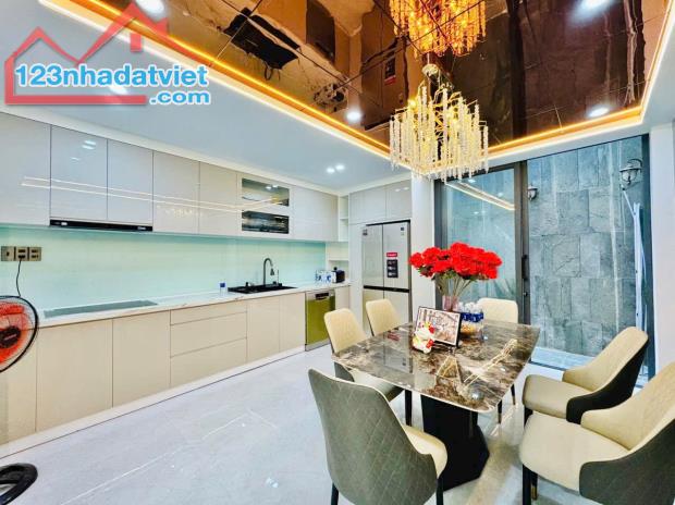 Bán Siêu Phẩm Nhà Phố Có Thang Máy Đường Quang Trung, Phường 11, Quận Gò vấp, Hồ Chí Minh - 2