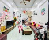 Nhà đẹp Trương Định cách mấy nhà ra phố, ô tô vào nhà, giá hơn 9 tỷ rưỡi