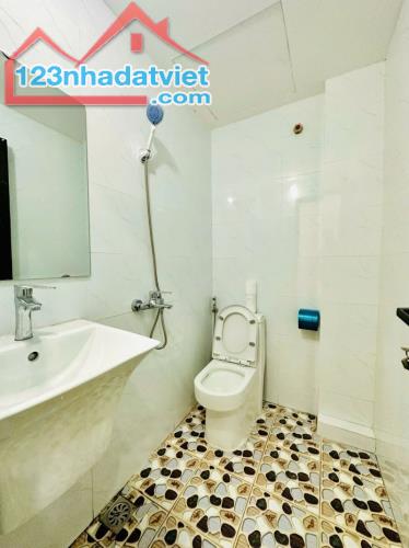 Bán nhà phố Trương Định 50m2*4 tầng, MT 3.1m, giá 6.98 tỷ - 2