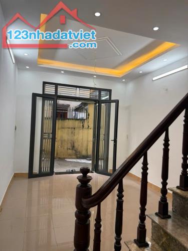 Bán nhà rẻ nhất khu vực Kim Giang, Thanh Trì, 3 bước ô tô ra phố, 4T, DTSD 40m2, 6.4 tỷ - 2