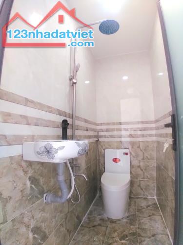 🌻 Bán Nhà Mới Đón Tết - Lạc Long Quân - Quận Tân Bình - 3 tầng - 4 Phòng - 3wc - 45m² - 5