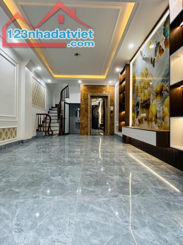 NHÀ TÂY SƠN – ĐỐNG ĐA, 40M*6 Tầng thang máy, cách phố 30M, vừa ở vừa KD làm VP CTY - 2