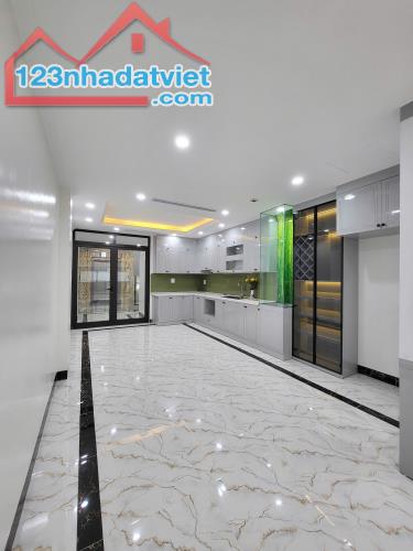 Bán nhà mặt ngõ phố Xã Đàn DT 75m2x6T thang máy, ô tô- kinh doanh cách phố 20m - 2