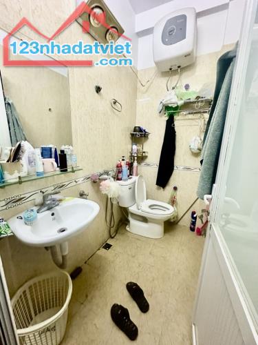 Bán nhà mở cổng ra ô tô tránh, Ngọc Hồi, Hoàng Mai, ô tô đỗ sân, 37m2, 6.8 tỷ - 4