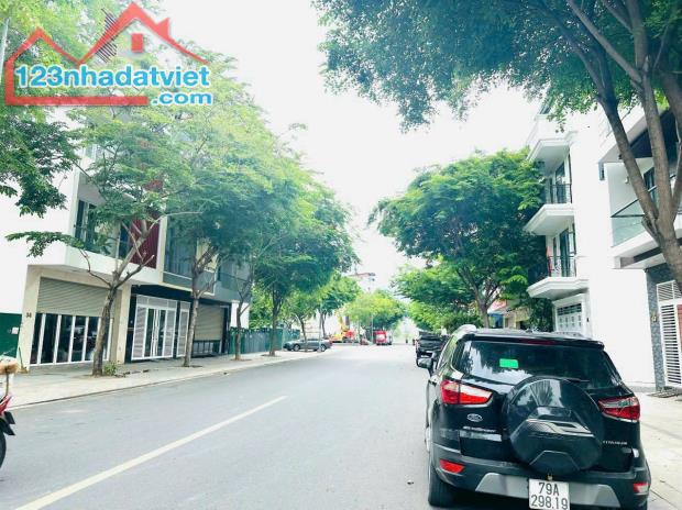 HÀNG HIẾM - Lô cặp đường B4 Bùi Thiện Ngộ, VCN Phước Hải, 240 m2, ngang 12m, hoàn công cấp - 2