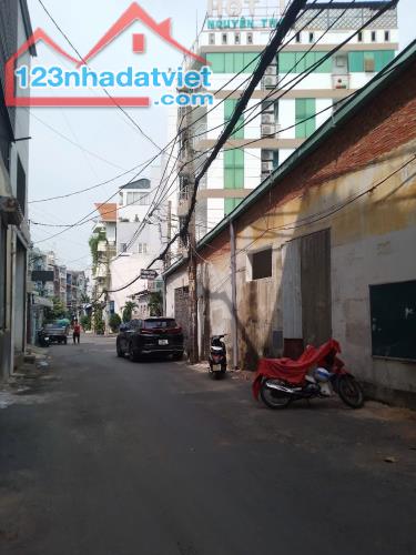 Bán Nhà 4 tầng 73m2 có 7,65 tỷ Phạm Văn Chiêu Phường 14 Gò Vấp Hồ Chí Minh - 1