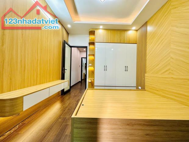 Bán Nhà Phố Đại Từ - Hoàng Mai 39/42m2 x 4 tầng, nhà mới kính koong đón TẾT, 4 phòng ngủ - 2