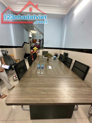 Nhà mặt tiền 4 tầng, sau Vietcombank Tây Thạnh, 7.5 tỷ - 2