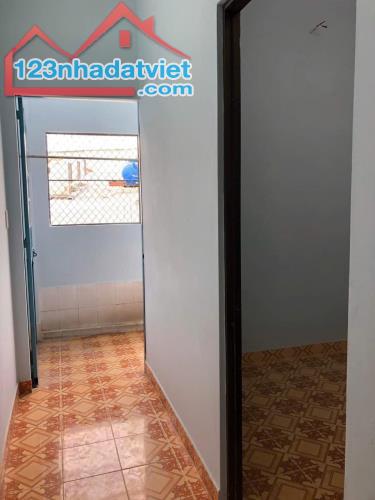 Nhà Đẹp Tân Phú - Diện Tích Lớn 88m2 - Phù Hợp Kinh Doanh CHDV - Giá Nhỉnh 4 Tỷ - 3