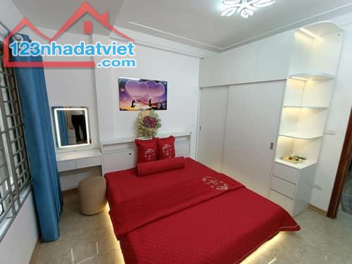 LRGLLS 🏠 Nhà 5 Tầng, Nội Thất Đẹp, Tiện Ích Đầy Đủ, Gần Bãi Gửi Xe - 2