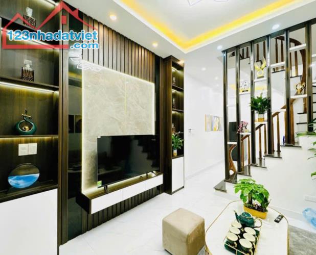 [ ĐÓN TẾT] NHÀ  MỚI 5 TẦNG SIÊU ĐẸP TẠI THẠCH BÀN - LONG BIÊN, Ô TÔ ĐỖ CỔNG,1 NHÀ RA PHỐ